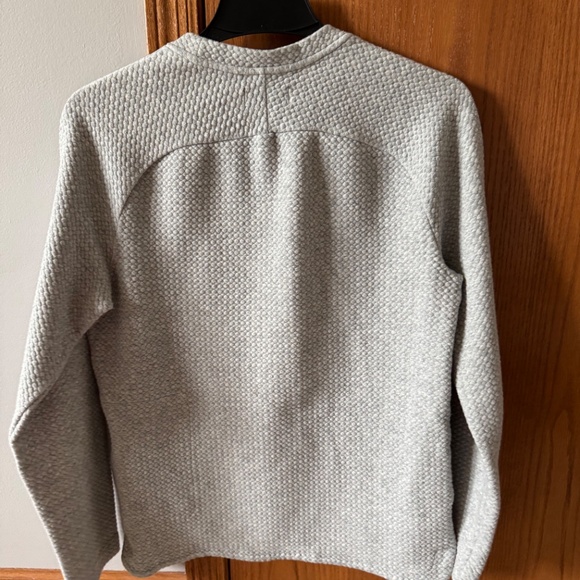 FLX Crewneck sweater grey Size small double knit weave - Picture 3 of 3